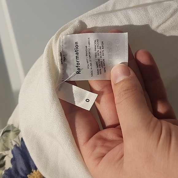 Reformation Inez Dress - Picture 4 of 10